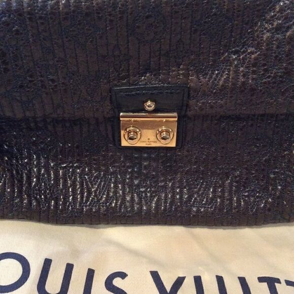 Louis Vuitton Dark Brown Shoulder/Belt Bag - Picture 2 of 9